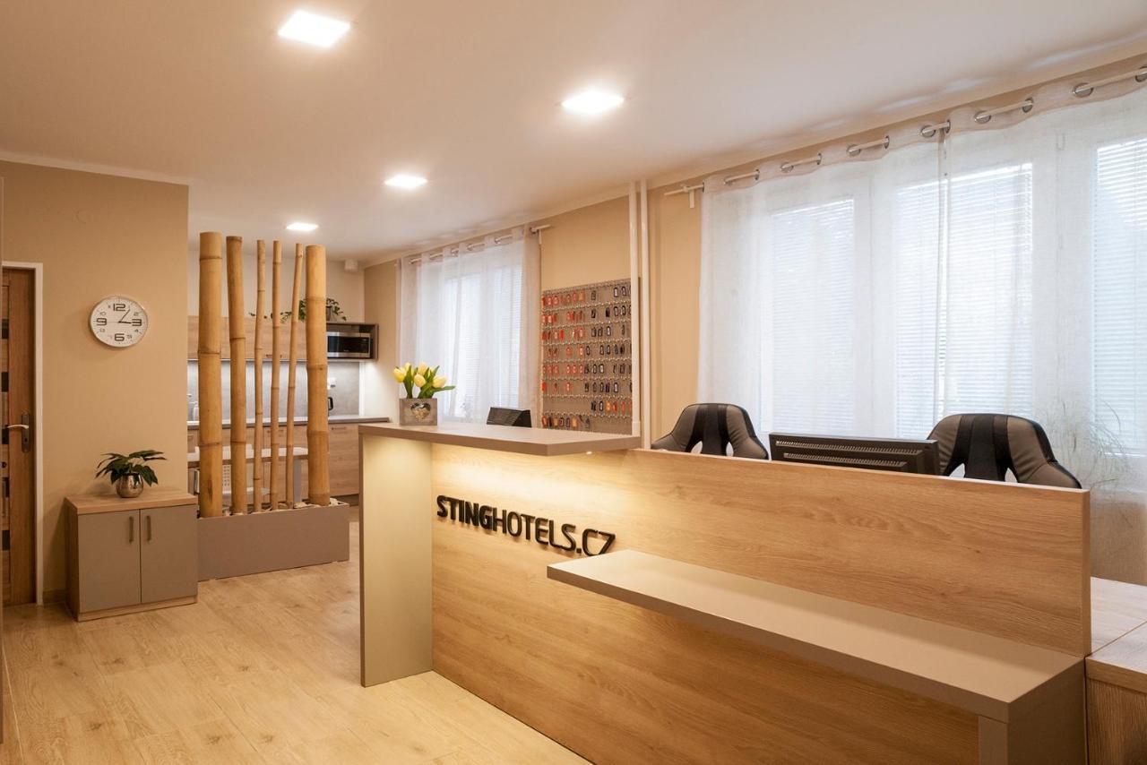 Sting Apartmany Trinec Buitenkant foto